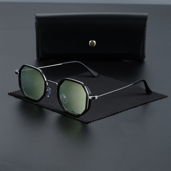 Avenoir Shades