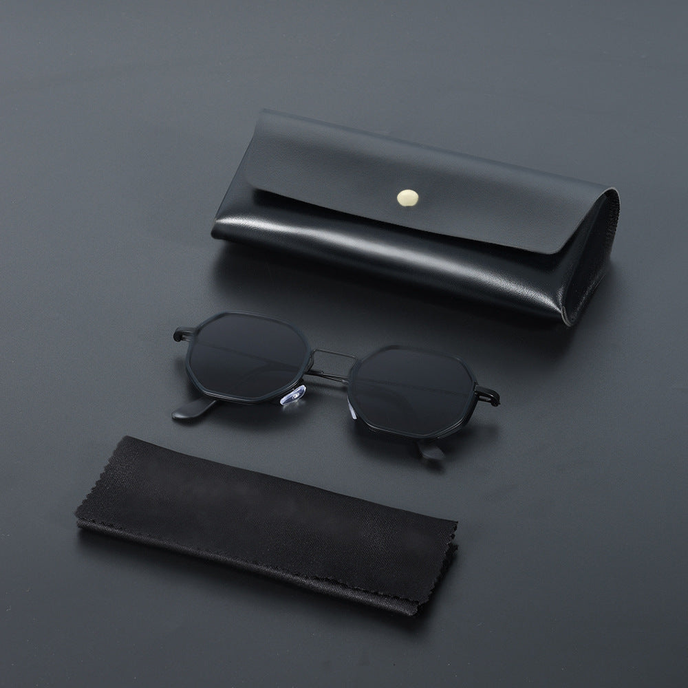 Avenoir Shades