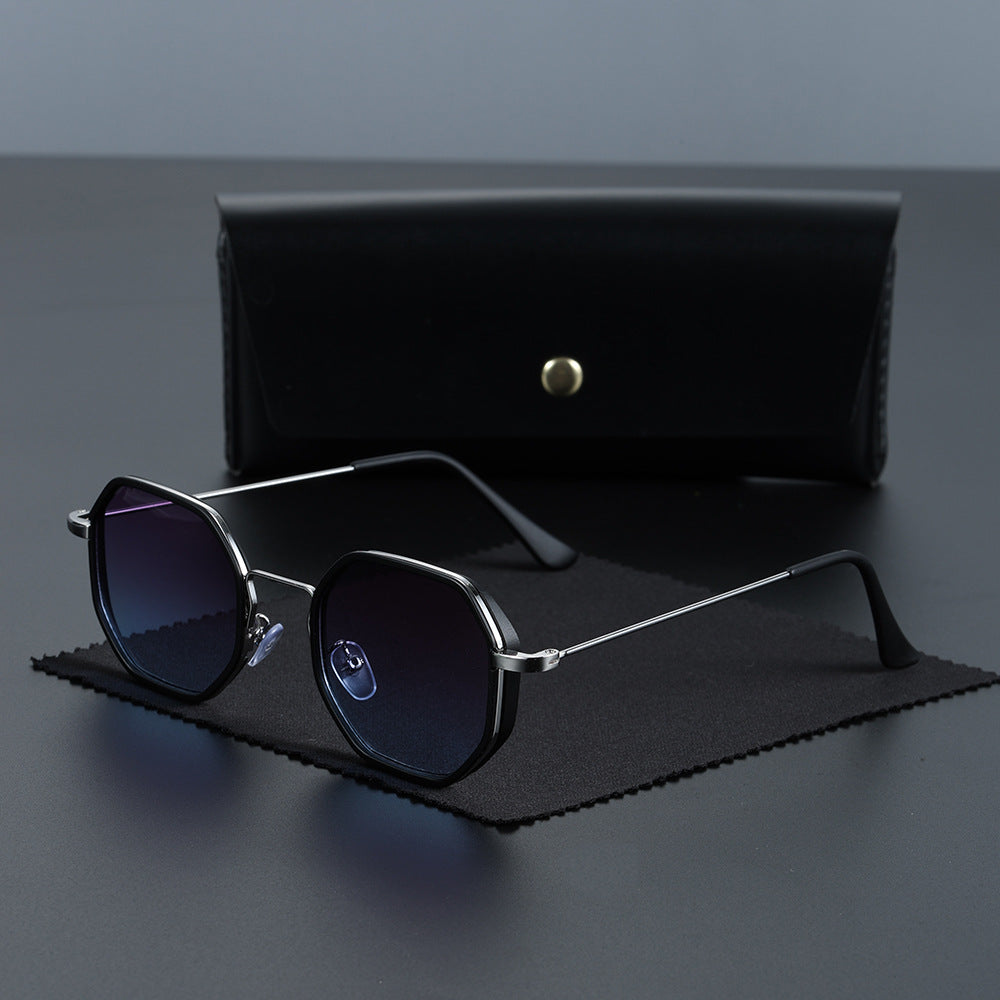 Avenoir Shades