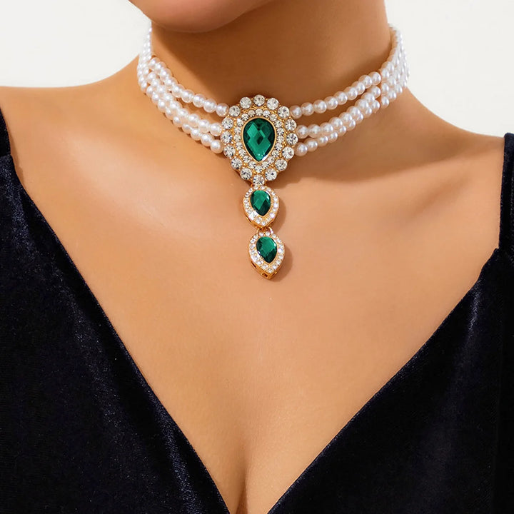 Verdeluxe Necklace & Bracelet Set