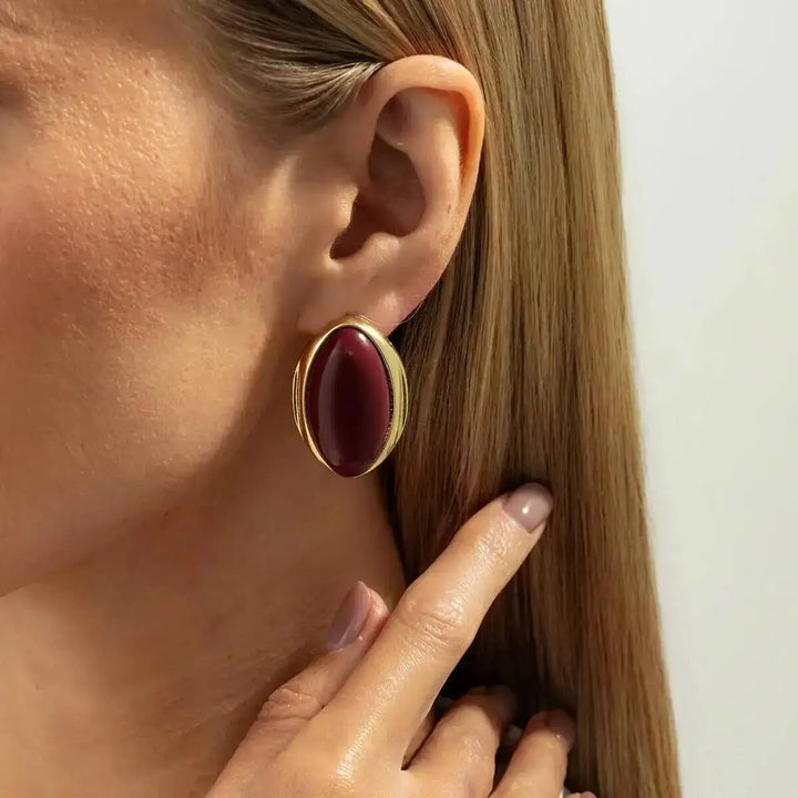 Verdeluxe Oval Earring