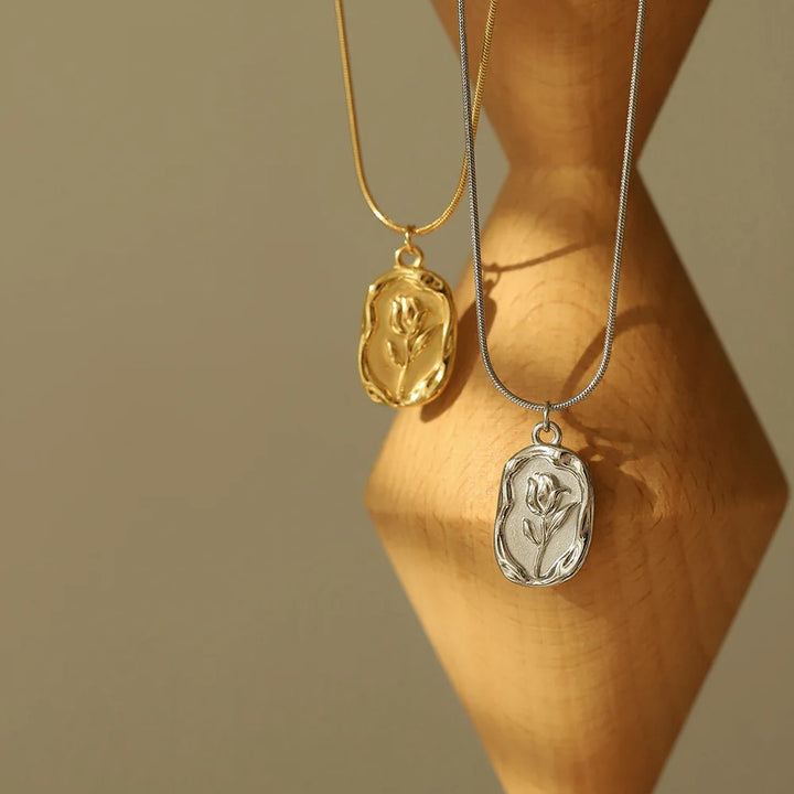Flora Medallion Necklace