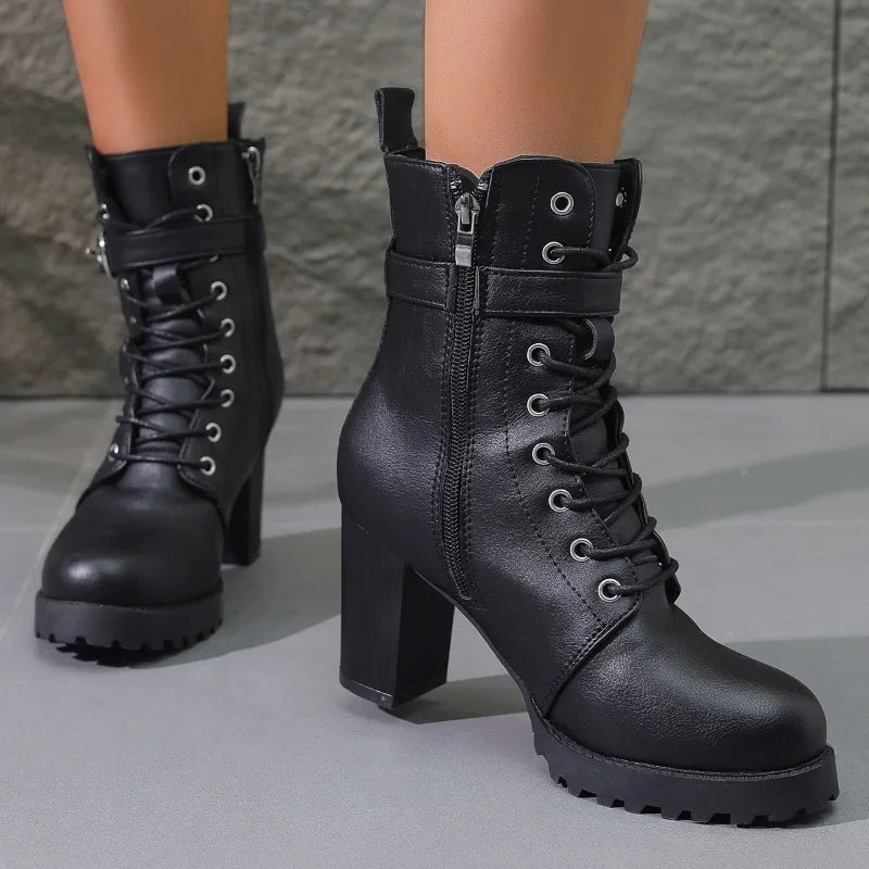 Aria Heel Boot