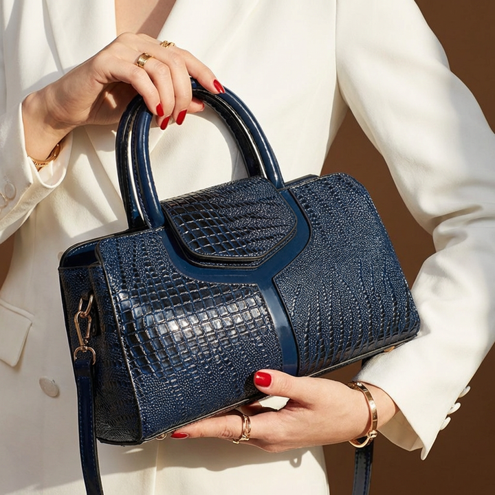 Amorette Shoulder Bag